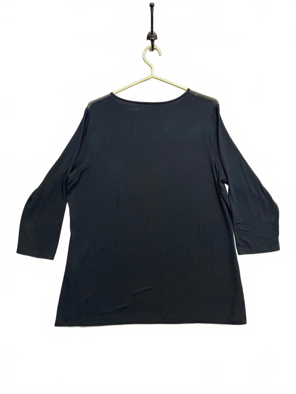 Vintag Y2K Tahari Black 3/4 Sleeve Embroidered Top and Sheer Shoulders Size XL - Picture 2 of 7